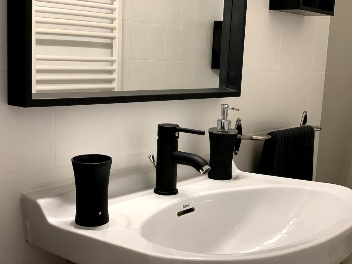 Pyrene Holidays- Residence Le Grand Hotel - Studio Lumineux A 2 Pas Des Thermes De Capvern Les Bains Εξωτερικό φωτογραφία